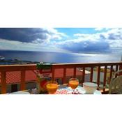 Ocean view over Los Cristianos, Playa las Vistas, WiFi