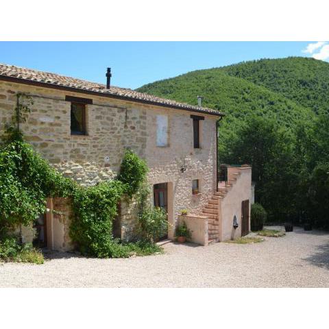 Peaceful Cottage in Pergola with Private Terrace