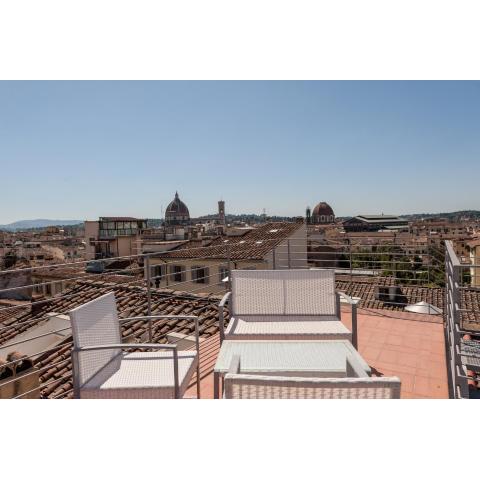 PENTHOUSE HILIFE amazing panoramic terrace of Florence!-hosted by Sweetstay