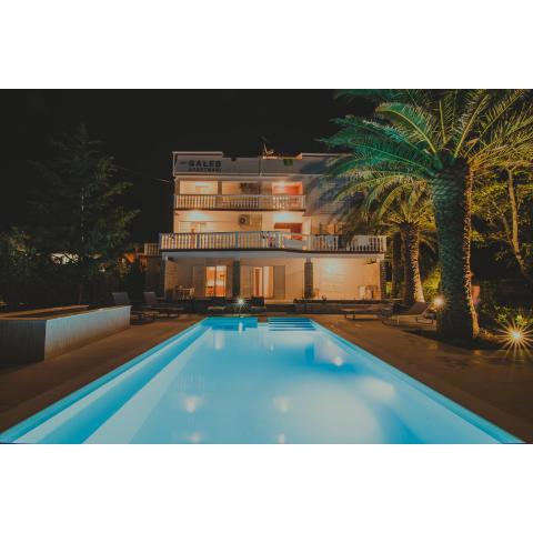 Pool Apartments Galeb