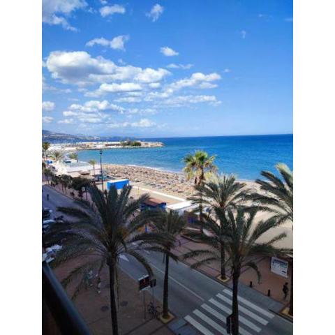 Primera lineal de playa en pleno centro de Fuengirola