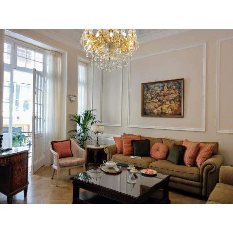 Rear Luxury Gem in the Most Elite Area near Syntagma Square