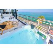 SAVANNA BEACH. Amazing apartment with jacuzzi