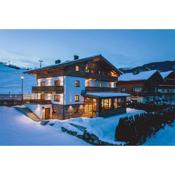 Serviced Luxury Chalet Evi, Ski-in Ski-out