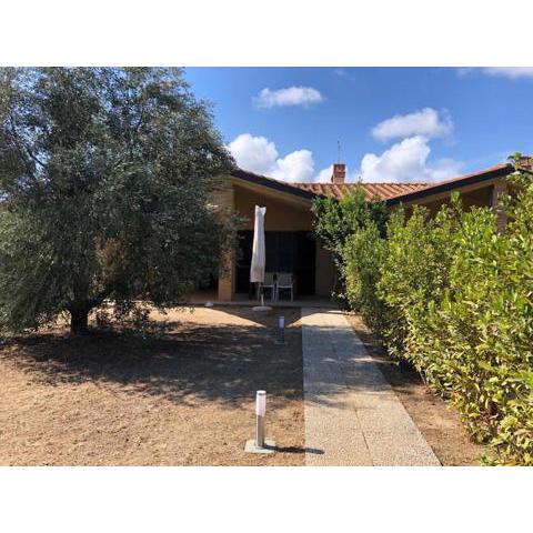 Splendida casa in campagna vicino al mare con ampio giardino