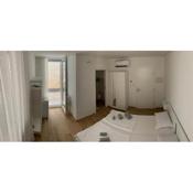 Studio Apartment Zara