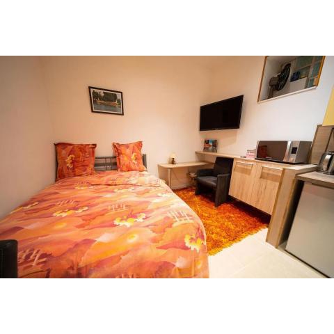 Studio Premium City center