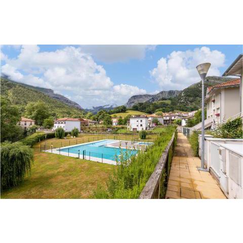 Stunning home in Arredondo with Outdoor swimming pool, WiFi and 3 Bedrooms