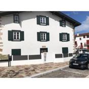 SUBERBE APPARTEMENT COTE BASQUE