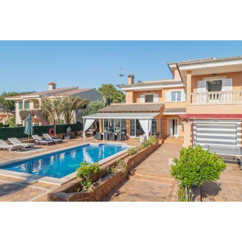 Villa Bruno, aire acondicionado, piscina, barbacoa, wifi, parking, a 400 m de la playa