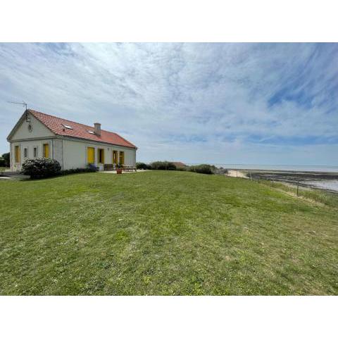 Villa de charme face à l'océan, sur une Ile avec accés direct plage