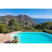 Villa for 14 people Saint-Raphaël Private pool Sea view