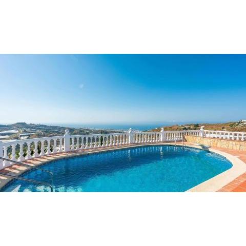 Villa Universal Beauty Resort Torrox by Ruralidays