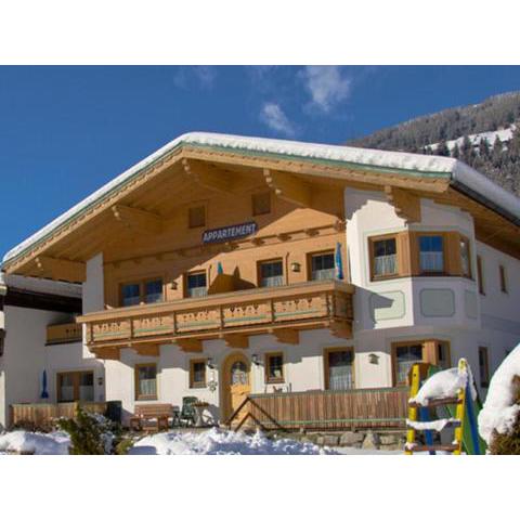 Wonderful Apartment in Wald im Pinzgau with Balcony